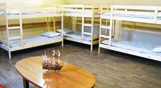 Хостел Manya Уфа Кровать в общем номере для мужчин с 6 кроватями-4